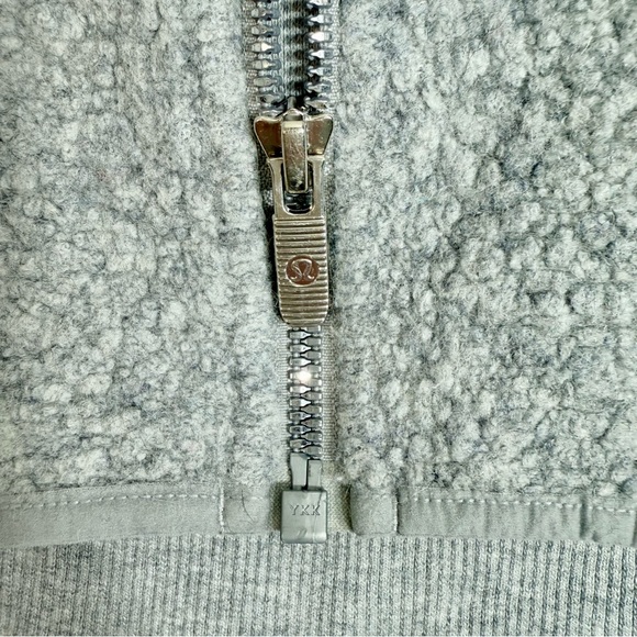 Lululemon Stand Out Sherpa Full Zip Jacket Size 6 in Heathered Core Light Grey - Picture 6 of 10